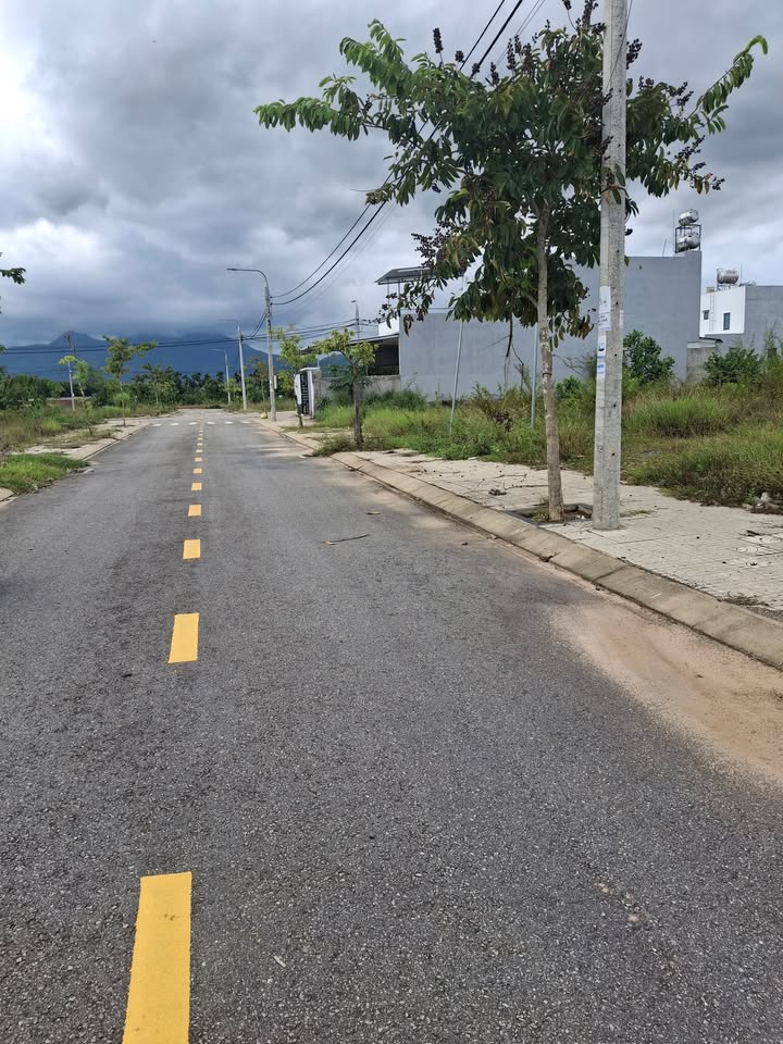 Đất nền khu tái định cư Hành Minh Nghĩa Hành 300m² giá 2 tỷ - Cơ hội đầu tư sinh lời!