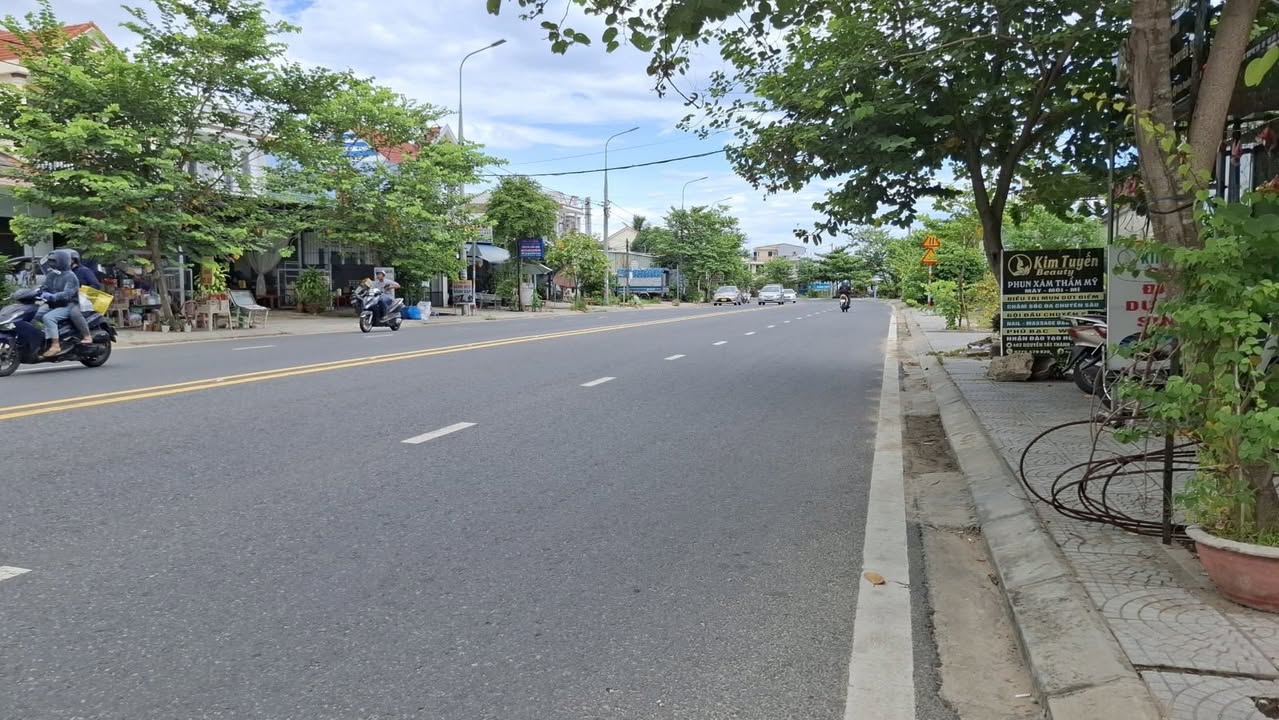 Đất mặt tiền Nguyễn Tất Thành Hội An 840m² giá 17 tỷ - Cơ hội đầu tư hấp dẫn!