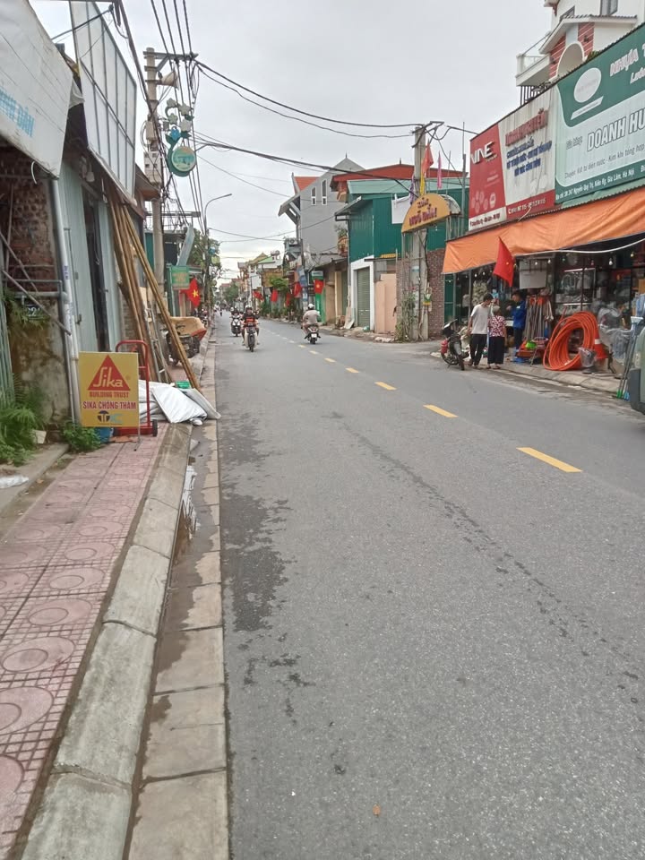 Nhà mặt phố Nguyễn Quý Trị, Gia Lâm 115m² giá 1.2 tỷ - Kinh doanh thuận lợi!