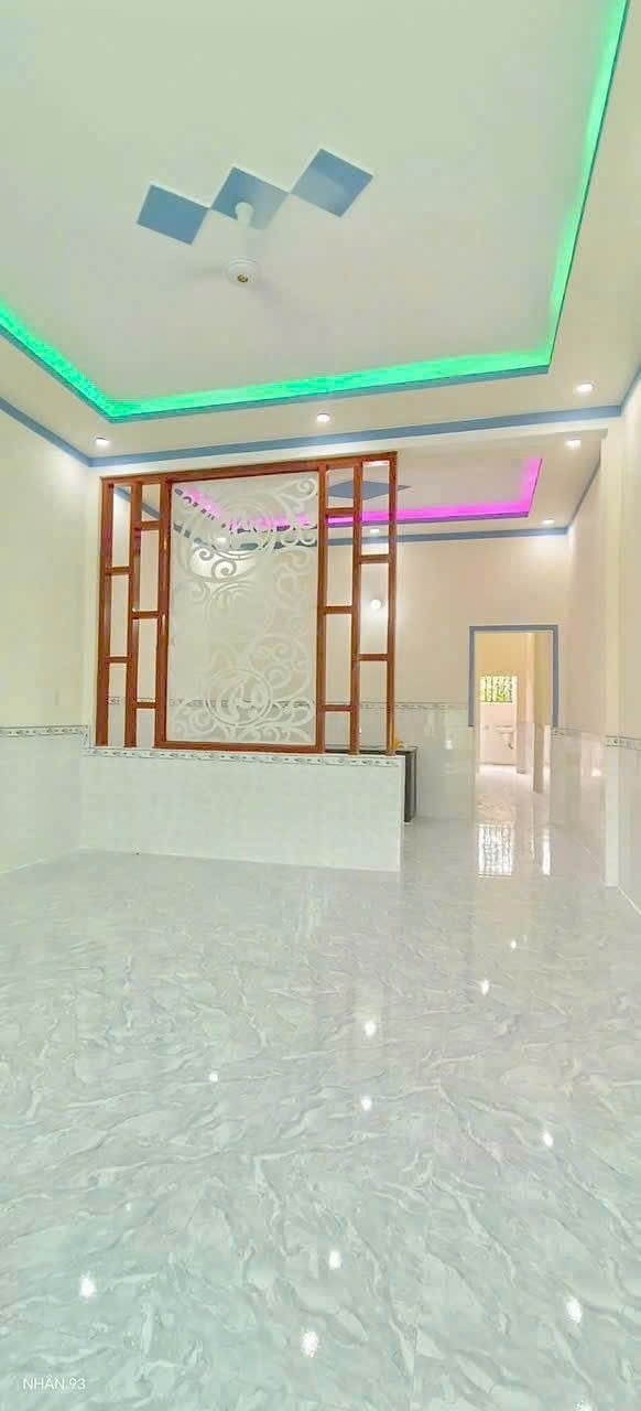 Nhà phố Tân Phú Đồng Xoài 115m² giá chỉ 1.5 tỷ - Nhà mới 100%!