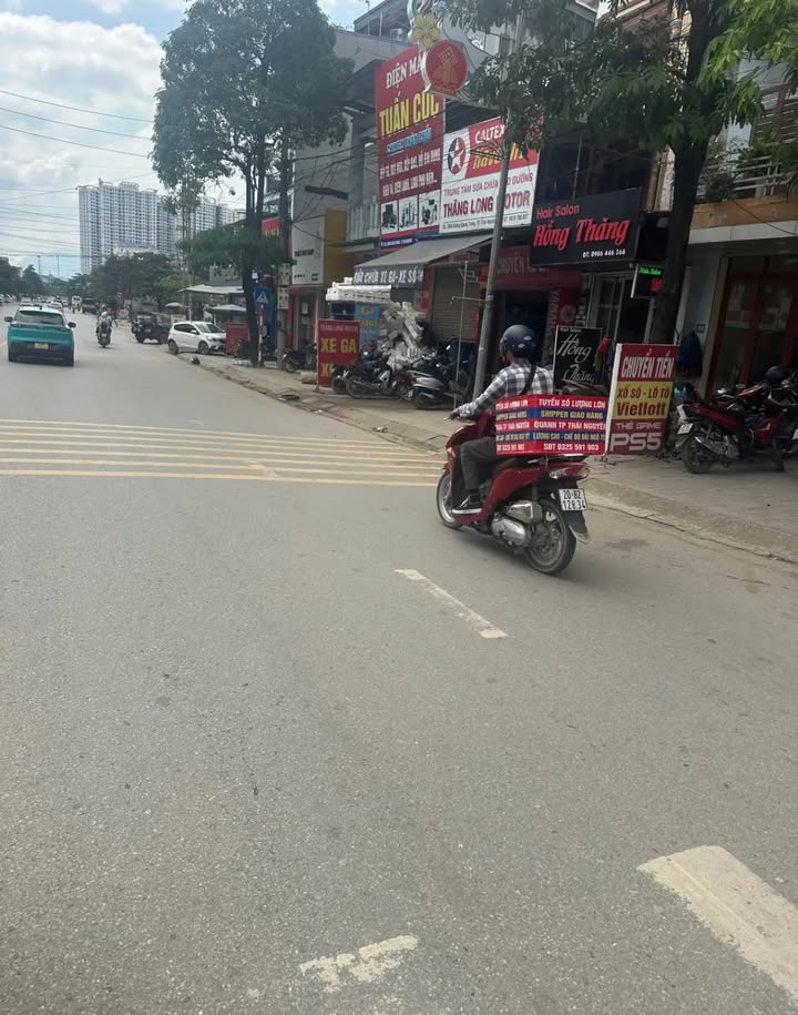 FrontHouse đường Quang Trung Thái Nguyên 84m² giá 6 tỷ - Kinh doanh đẹp không ngập nước!