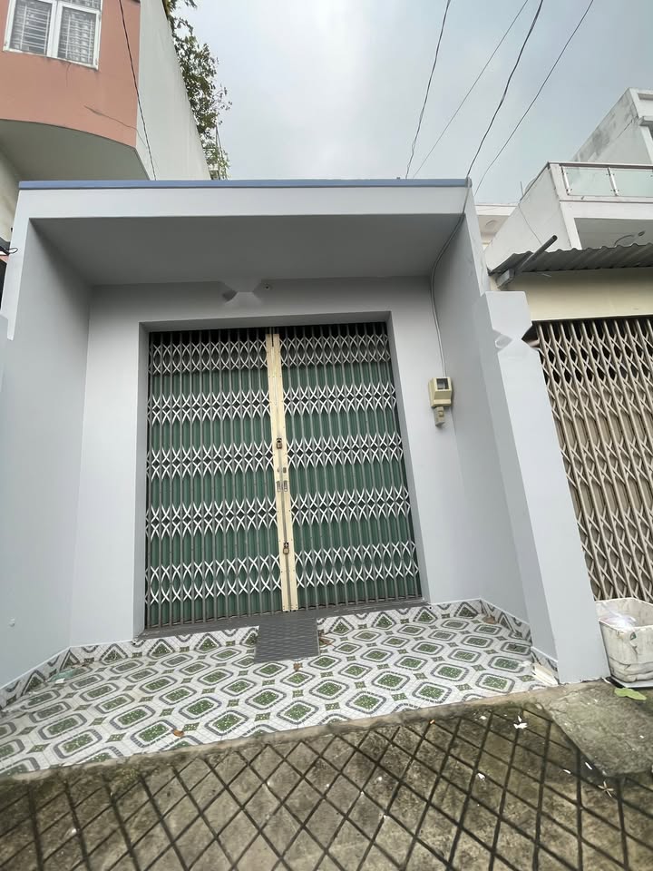 Nhà cấp 4 mặt tiền Trường Chinh, 80m² giá 10 triệu - Kinh doanh mọi ngành nghề