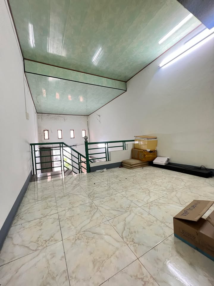 Nhà riêng tại Quang Trung, Quy Nhơn 40m² giá 1.68 tỷ - Hỗ trợ pháp lý nhanh chóng!