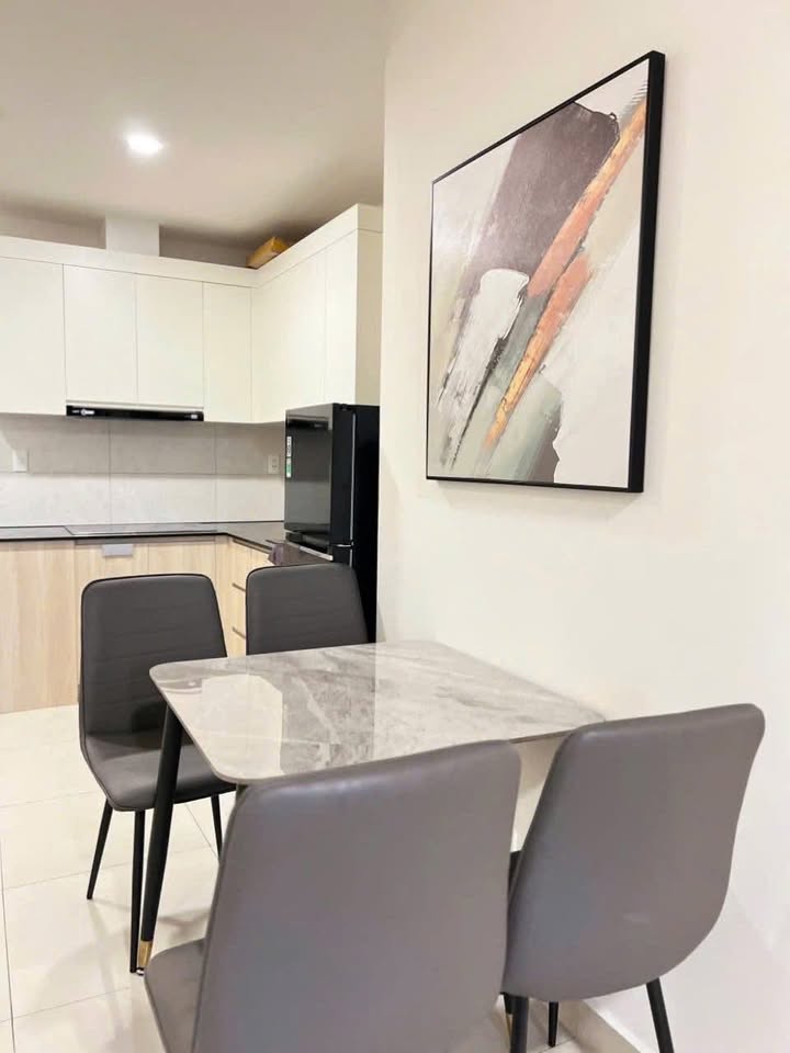 Căn hộ 2PN 2VS Dragon Castle Hạ Long giá 5 triệu - Full nội thất đẹp, vào ở ngay!