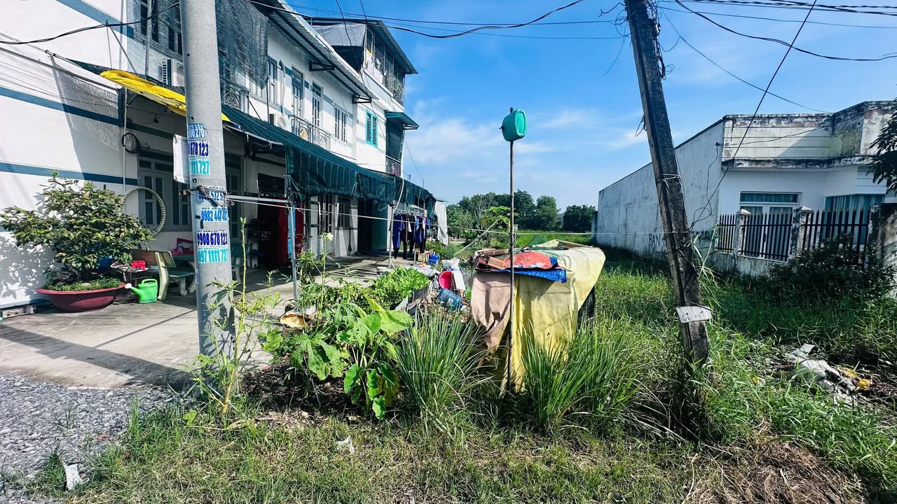 Đất thổ cư 112m² tại Đức Hòa Đông, Long An - Giá chỉ 950 triệu, sổ hồng chính chủ!