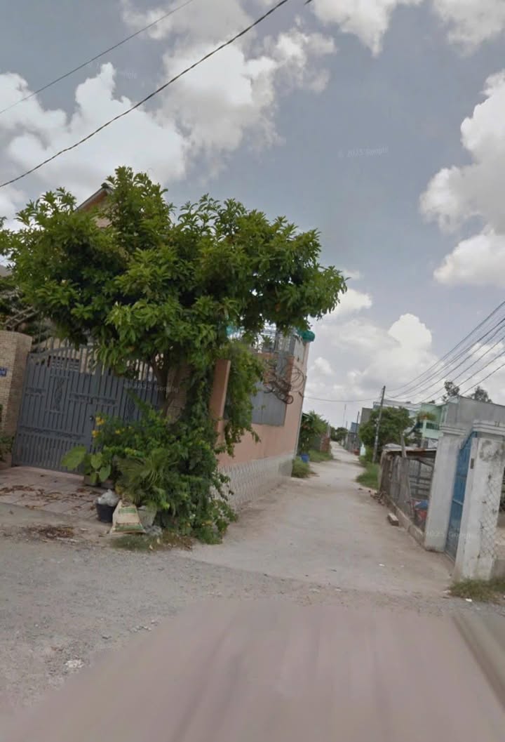 Đất nền 99m² tại ấp Bình Tiền 1, huyện Đức Hòa, Long An - Giá chỉ 1.1 tỷ VND, sổ đỏ chính chủ!