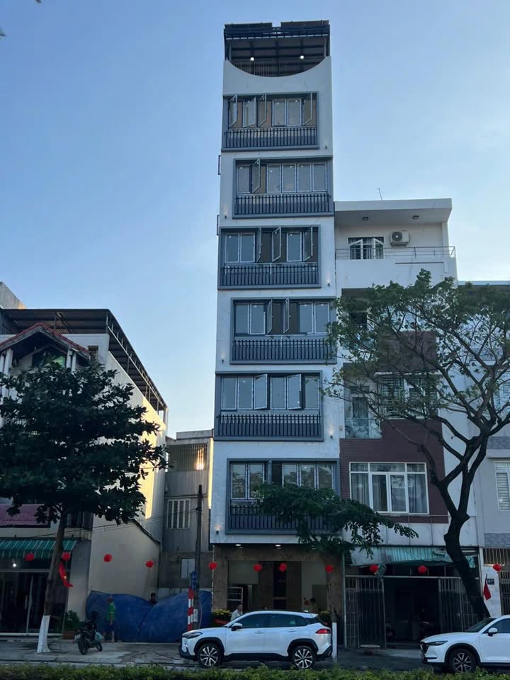 Đất mặt tiền đường 3 Tháng 2, Hải Châu, Đà Nẵng 1454m² giá 145.4 tỷ - Cơ hội đầu tư hiếm có!