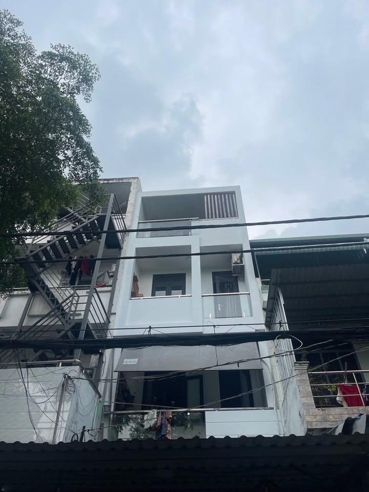 Căn hộ dịch vụ Tân Phú 100m² giá 14.7 tỷ - Kinh doanh ổn định, thu nhập 40 triệu/tháng!