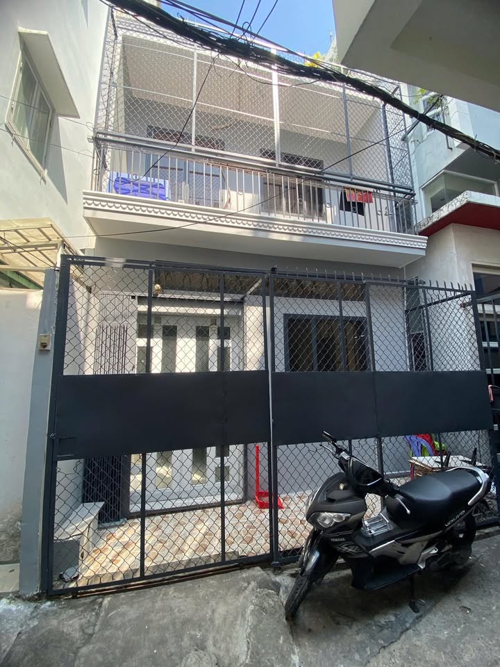 Nhà phố Điện Biên Phủ, Q10, 48m² giá 8 tỷ - Hẻm thông thoáng, sẵn sàng giao nhà!