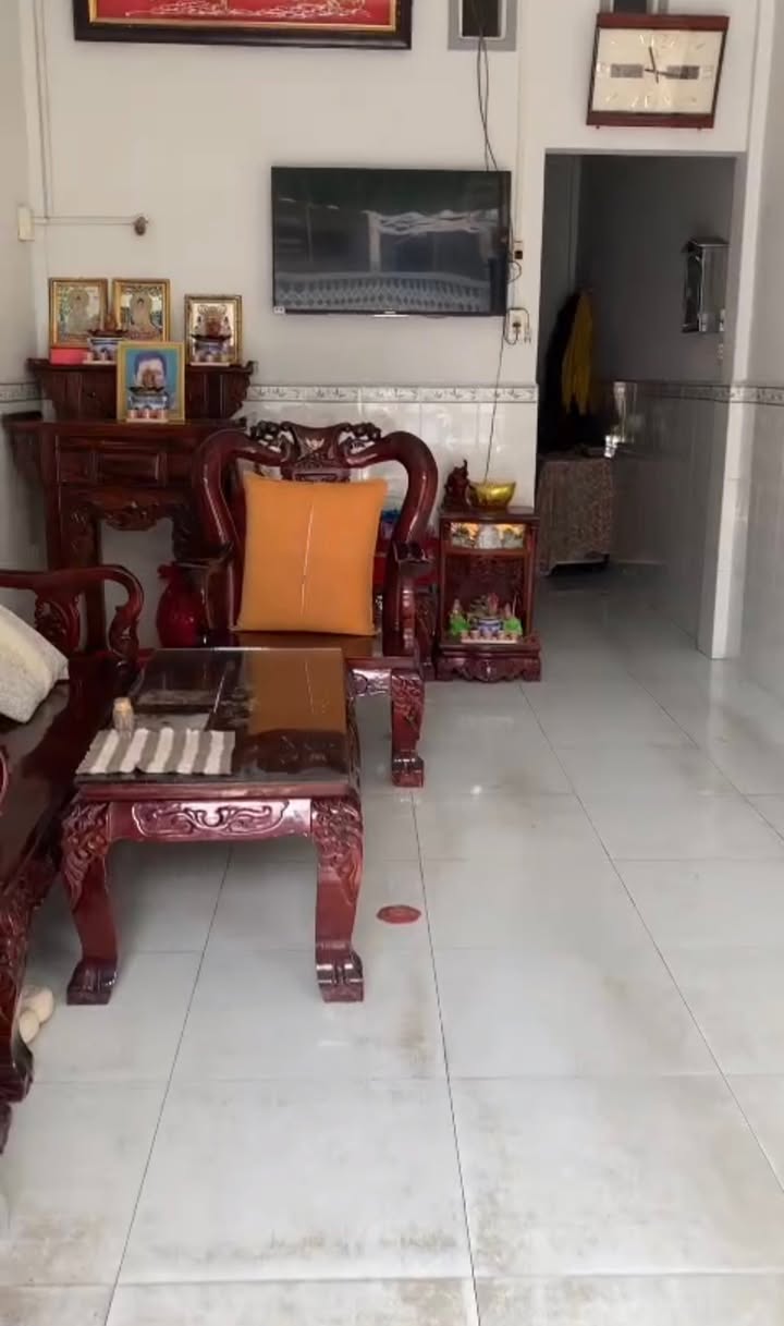 Nhà trệt lầu Hẻm 10 Lê Hồng Phong, Bình Thủy 53m² giá 1.8 tỷ - Chính chủ bán gấp!