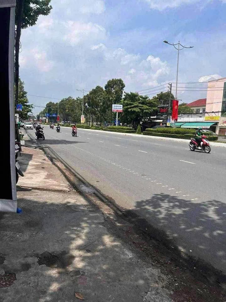 Nhà mặt tiền đường 3/2, quận Ninh Kiều, Cần Thơ - Cho thuê 11 triệu/tháng, vị trí đắc địa