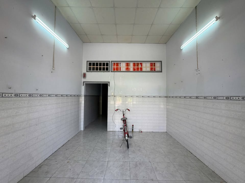 Nhà cấp 4 Phong Điền 64m² giá 2.5 tỷ - Nhà còn mới, tiện kinh doanh!