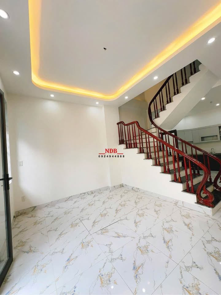 Nhà 3 tầng phường Vũ Phúc, TP. Thái Bình 40m² giá 1.6 tỷ - Tiện nghi, giao thông thuận lợi!
