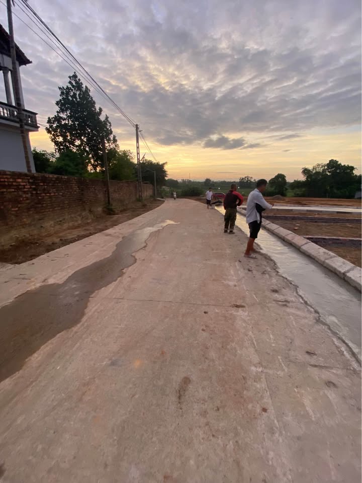 Đất nền Tân Thành, Ba Vì 100m² giá chỉ từ 700 triệu - Cơ hội đầu tư hấp dẫn!