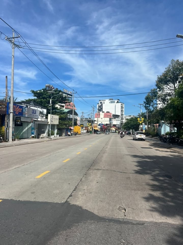 Bán lô đất 315m² đường Trần Hưng Đạo Dương Đông - Giá tốt nhất thị trường!