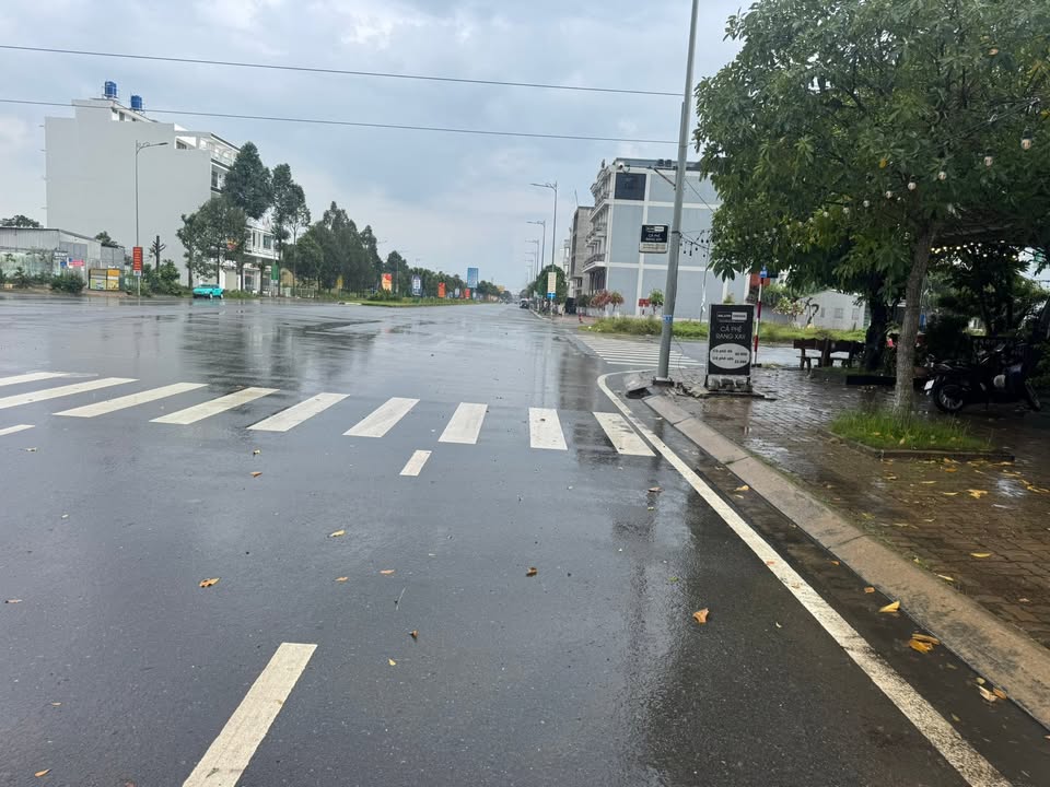 Đất mặt tiền Hùng Vương nối dài, Tân An 100m² giá 12 tỷ - Đầu tư sinh lời ngay!