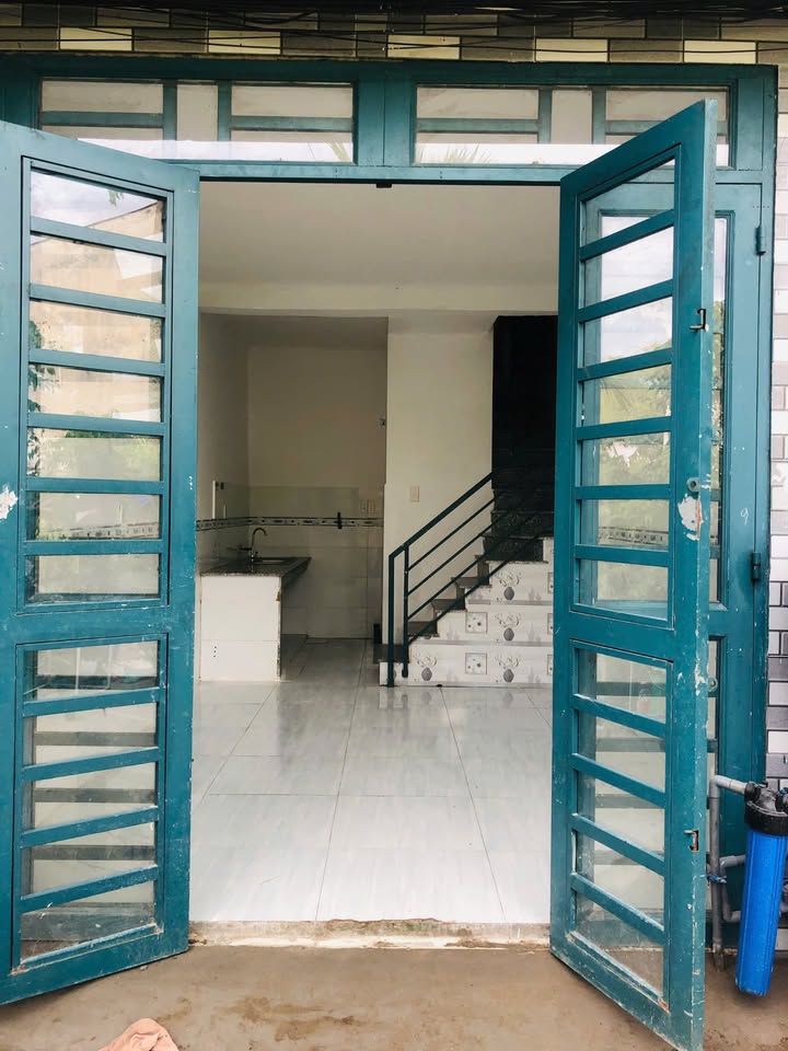 Nhà nguyên căn cho thuê tại Hựu Thạnh, Đức Hòa, Long An 45m² giá 2.3 triệu - Khu dân cư văn hóa