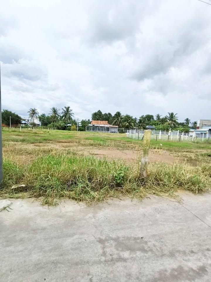 Đất thổ cư Hẻm 154 Huỳnh Văn Nhứt, Tân An, 133m² giá 1.9 tỷ - Đường xe ô tô vào tận nơi!