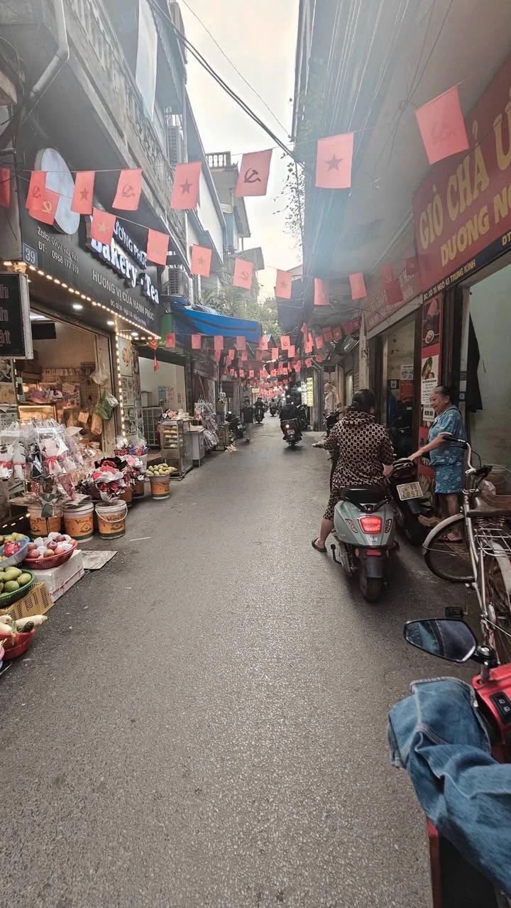 Đất nền Trung Kính, Cầu Giấy 66m² giá 19.8 tỷ - Đầu tư sinh lời ngay!