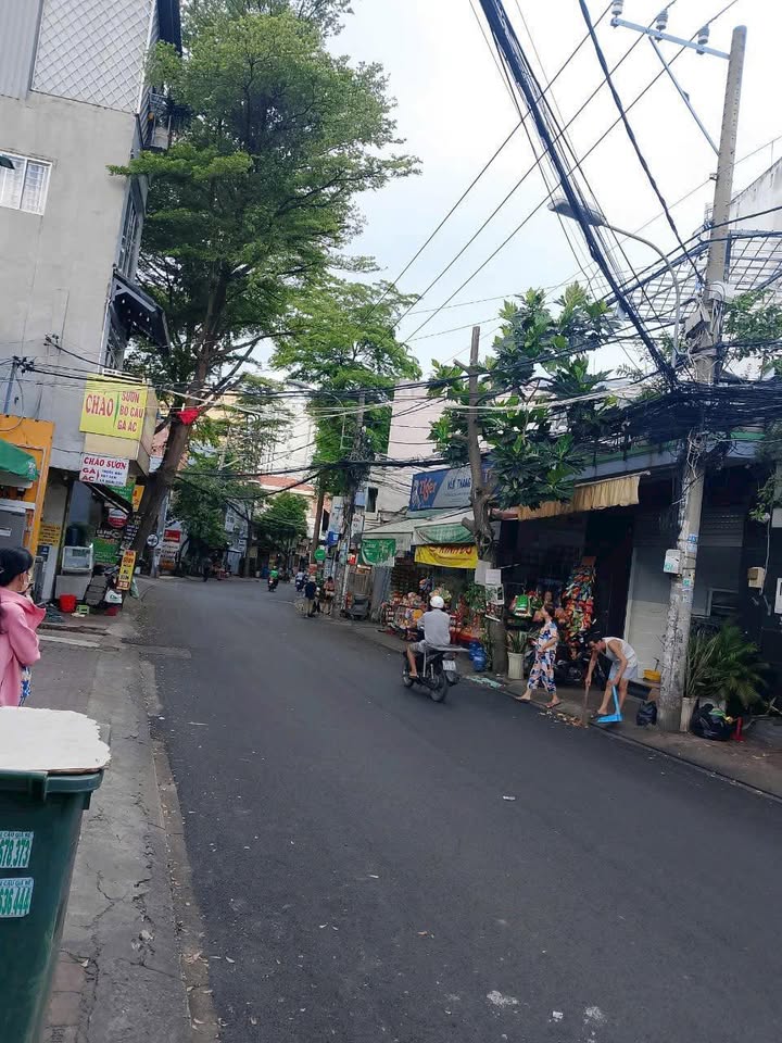 Nhà mặt tiền đường 339, Phước Long B, Thủ Đức 88m² giá 12.9 tỷ - Vị trí kinh doanh lý tưởng!