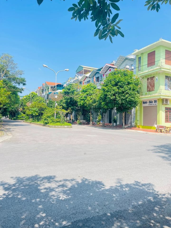 Nhà phố Trần Hưng Đạo Thái Bình 92m² giá 7.8 tỷ - Mở văn phòng kinh doanh lý tưởng!