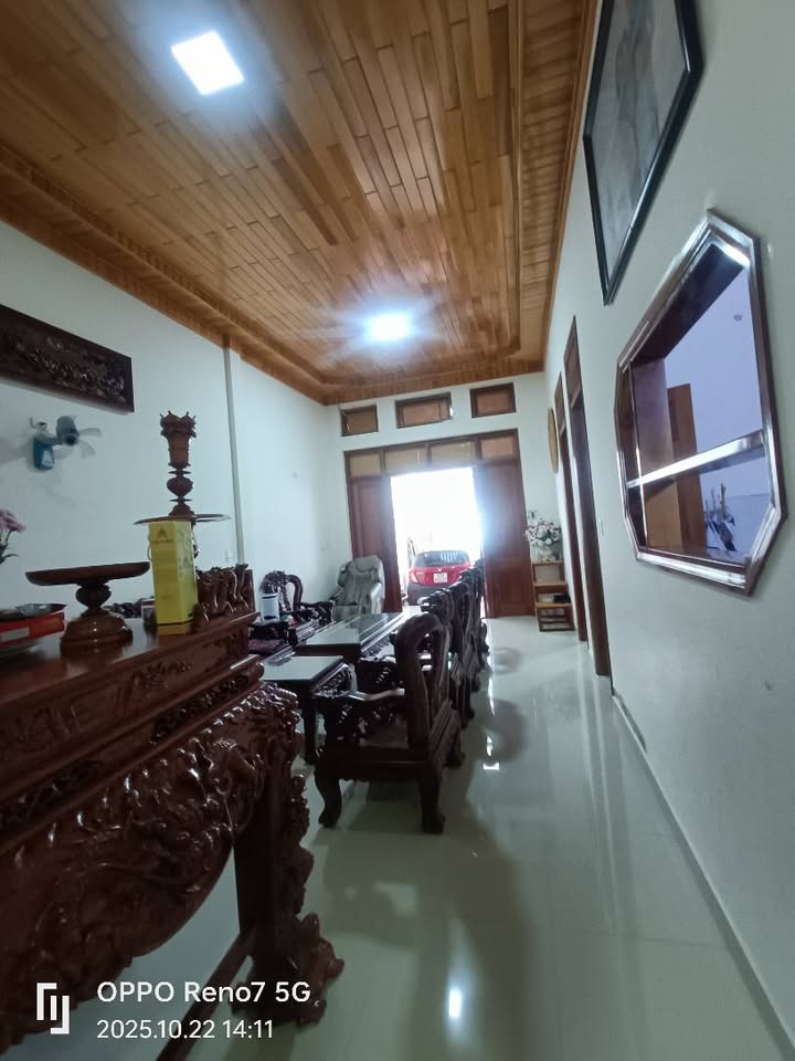 Nhà mặt tiền đường Lê Văn Tám, phường Trường Chinh, 242m² giá chỉ 3 tỷ - Cơ hội đầu tư tuyệt vời!