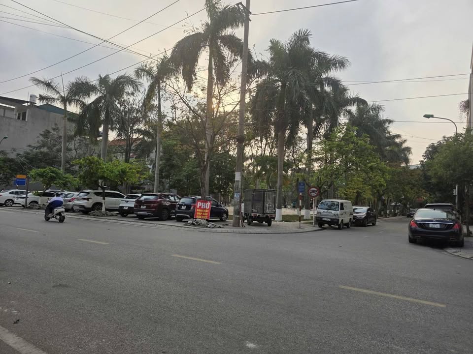 Đất kinh doanh mặt tiền Hồ Ngọc Lân 90m² giá 1x tỷ - Cơ hội đầu tư tuyệt vời!