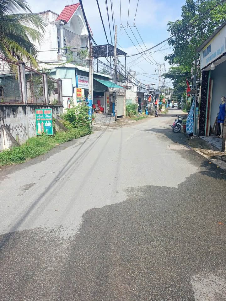 Nhà mặt tiền Tân Phước, Dĩ An 100m² giá 3.28 tỷ - Cơ hội đầu tư hấp dẫn!