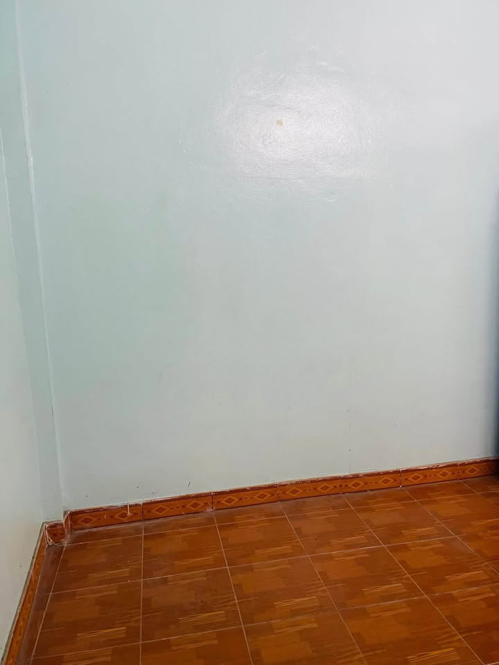 Bán nhà 2 tầng đường 20/8, phường Nguyễn Trãi, 80m² chỉ 3 tỷ - Vị trí đẹp không ngập lụt!