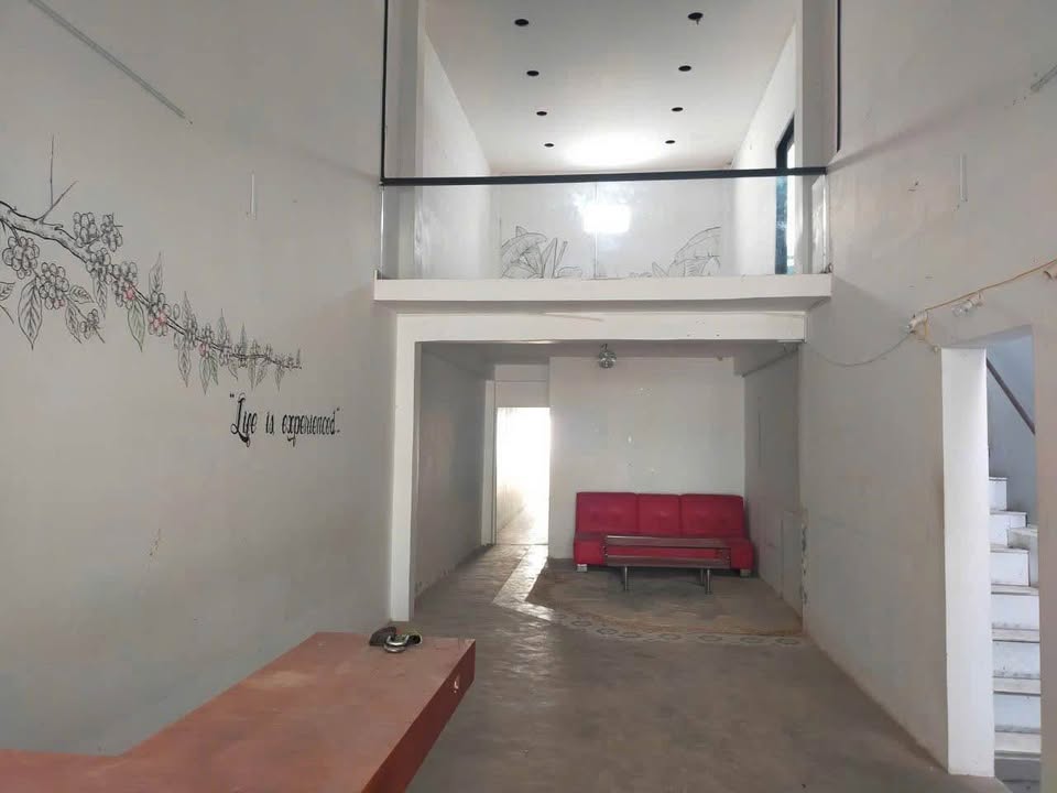 Nhà mặt tiền đường Lam Sơn, phường Phước Hòa, Nha Trang 135m² giá 11 tỷ - Thương lượng tốt nhất!