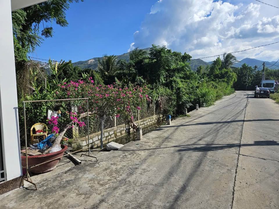 Đất nền thôn Võ Dõng, Vĩnh Trung 696m² giá chỉ 7,2 triệu/m² - Cơ hội đầu tư tuyệt vời!