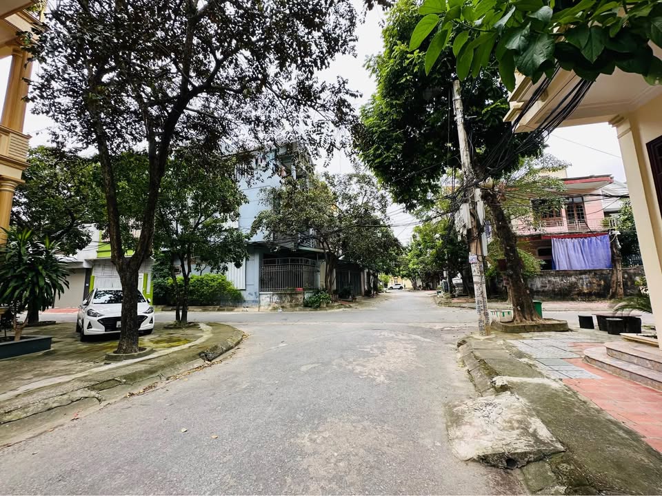 Nhà 2 tầng phường Trường Thi, Thanh Hóa 115m² giá 4 tỷ - Vị trí đắc địa gần hồ Đội Cung!