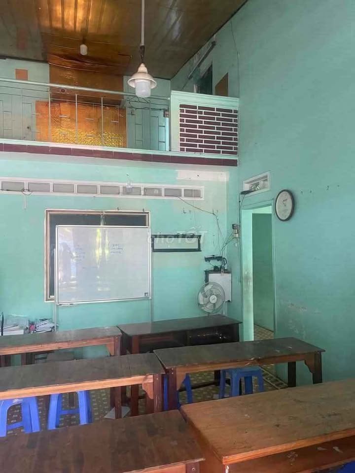 Nhà hẻm 1,5 tầng phường Quang Trung Quy Nhơn 122,6m² giá 4 tỷ - Sổ đỏ chính chủ!