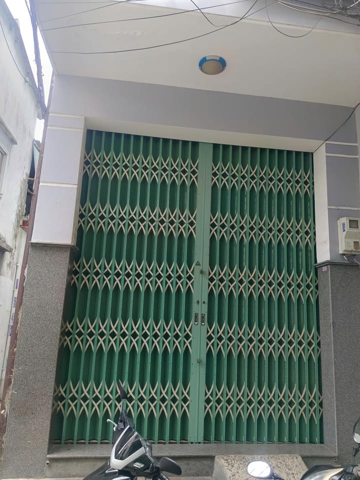 Nhà phố Quy Nhơn 36m² giá 2.2 tỷ - Vị trí đắc địa gần biển!