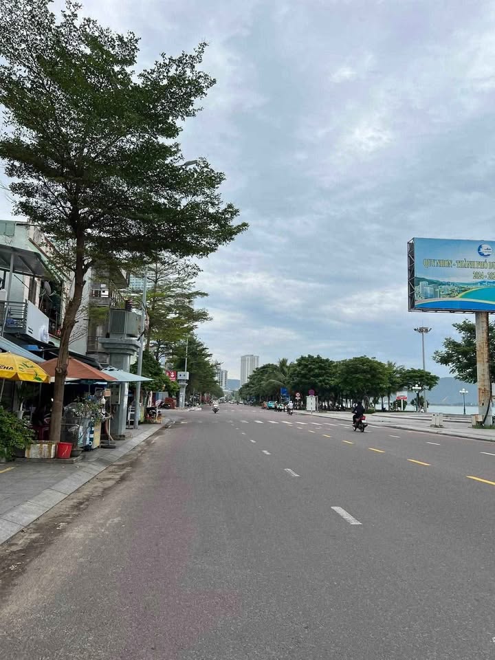 Nhà hẻm 2 tầng P. Trần Phú Quy Nhơn 21,2m² giá 1,9 tỷ - Gần biển lý tưởng!