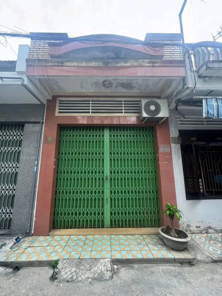 Nhà cấp 4 hẻm ô tô đường Hoàng Văn Thụ, Quy Nhơn 47m² giá 2.5 tỷ - Sổ đỏ đầy đủ!