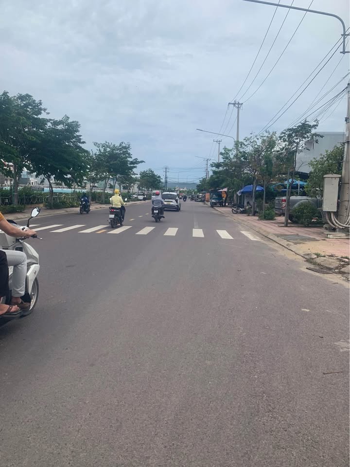 Nhà 1 Tầng Đống Đa Quy Nhơn 127,6m² giá 12 tỷ - Căn góc view sông tuyệt đẹp!