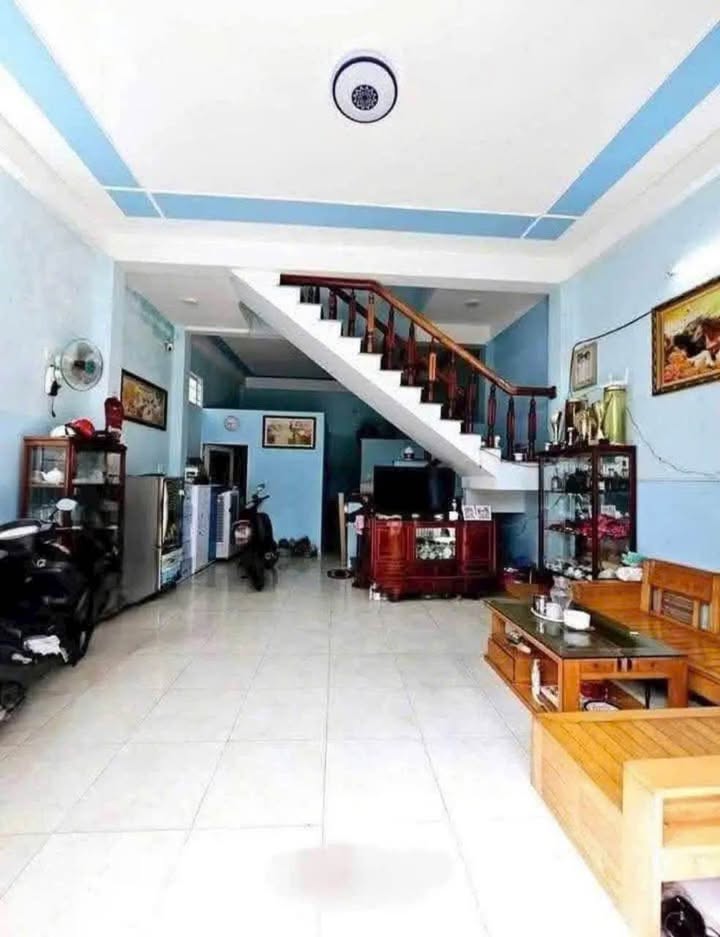 Nhà 2 Tầng Mặt Tiền Đường Lưu Hữu Phước, Quy Nhơn 52m² giá 3 tỷ - Sổ hồng chính chủ!