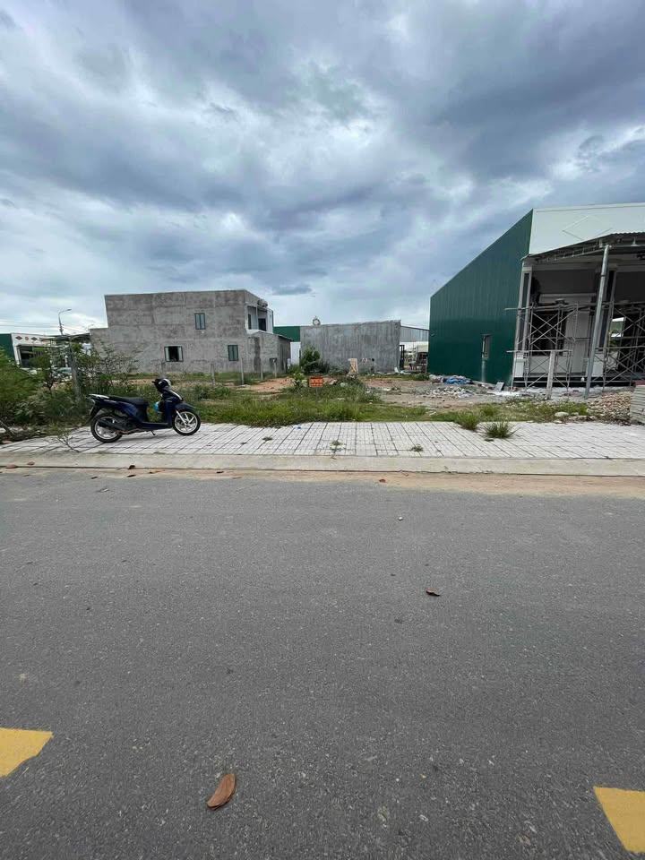 Đất nền Nghĩa Kỳ, Tư Nghĩa 300m² giá 1.79 tỷ - Vị trí đẹp sát chợ chiều!