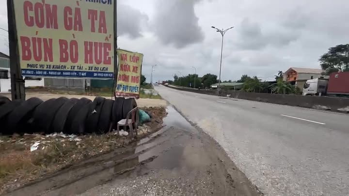 Cho thuê mặt bằng mặt tiền Quốc lộ 1A Phong Điền 100m² giá chỉ 5 triệu/tháng - Kinh doanh thuận lợi!