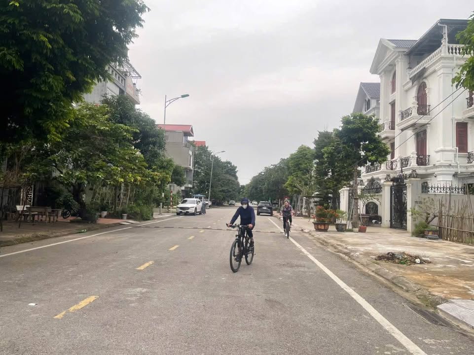 Đất nền mặt tiền Lê Thánh Tông 162m² giá 19 tỷ - Sổ hồng chính chủ!