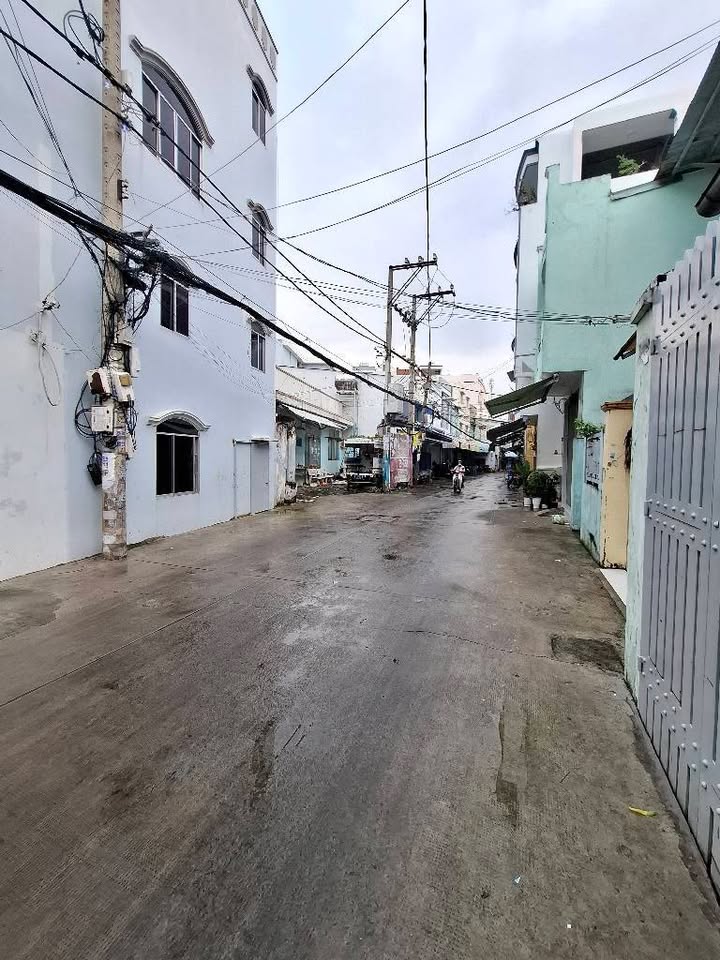 Nhà bán Quận 6 - Bình Tiên 21m² giá chỉ 1.23 tỷ - Sẵn sàng ở ngay!