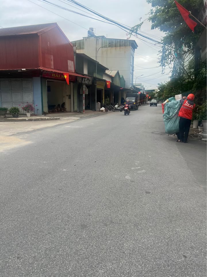 Đất nền Phù Khê Từ Sơn 40m² giá 1 tỷ - Kinh doanh sầm uất ngay khu tiện ích!