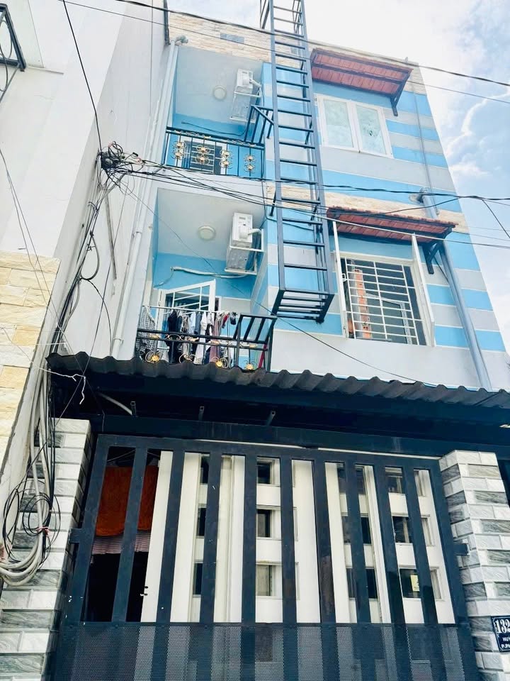 Căn hộ dịch vụ Huỳnh Tấn Phát, Quận 7, 78m² giá 6.2 tỷ - Đầu tư sinh lời ổn định!