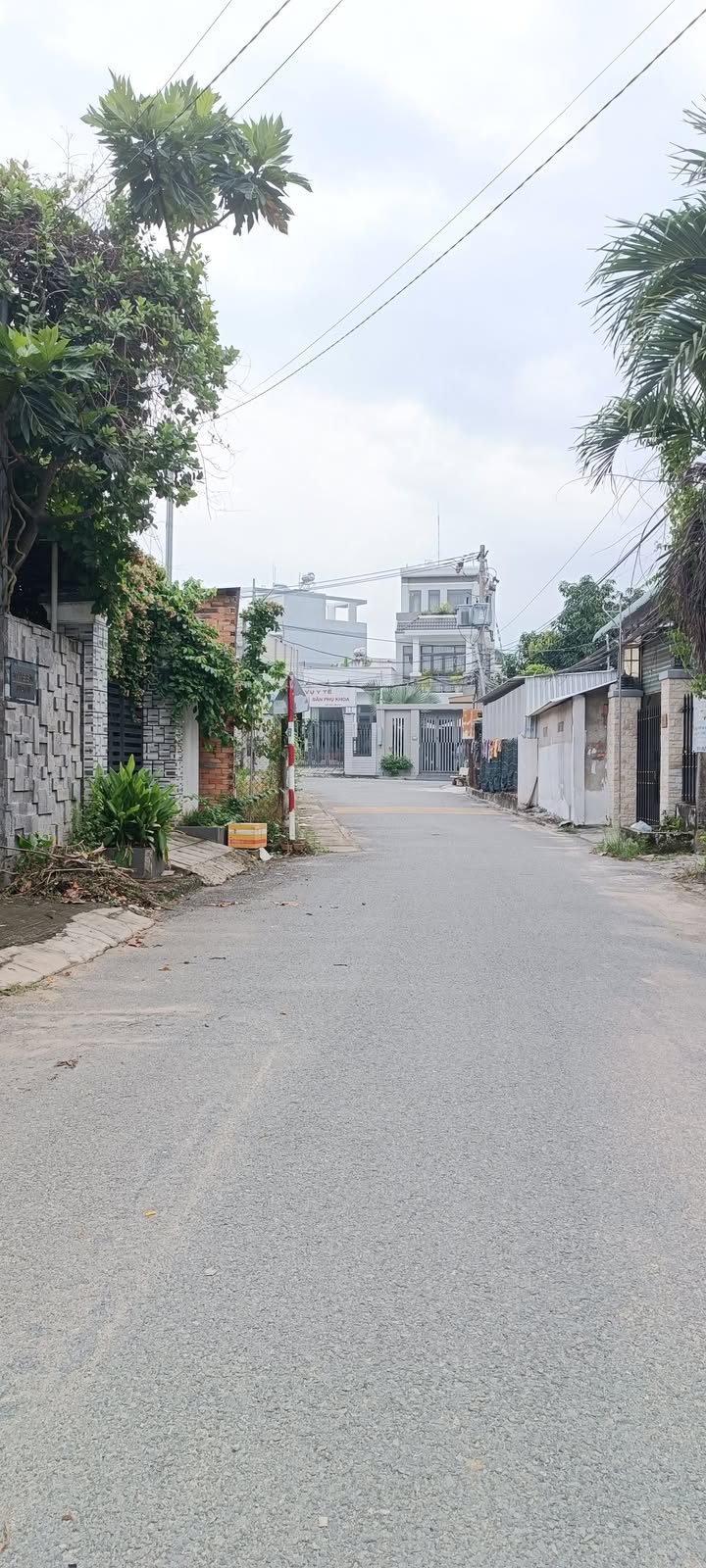 Nhà 1 trệt 1 lầu tại phường Chánh Mỹ, Thủ Dầu Một, diện tích 124m² giá 3.85 tỷ - Sẵn sàng vào ở!