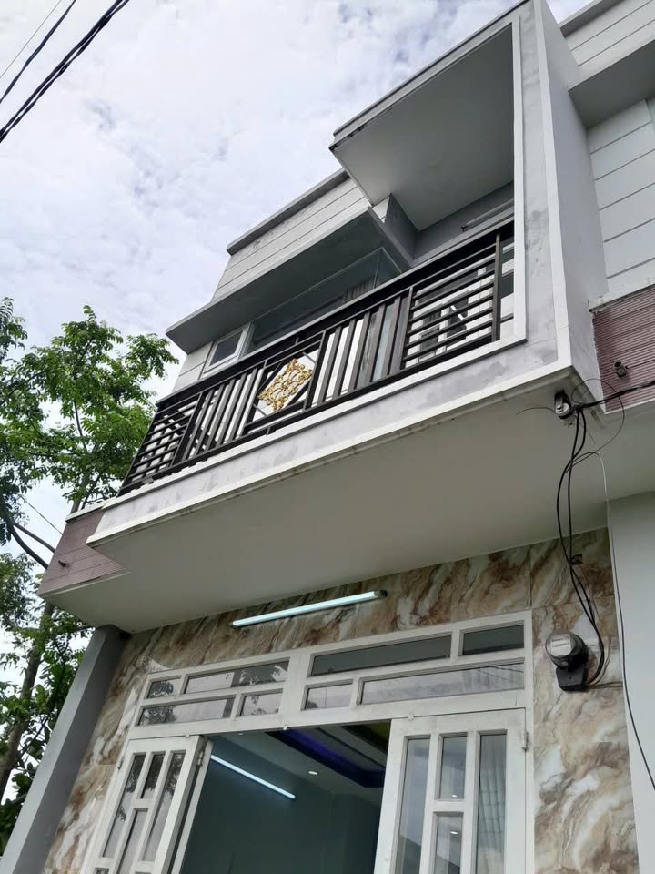 Nhà phố ấp Mới 1, xã Mỹ Hạnh Nam, 32m² giá 690 triệu - Sẵn sàng vào ở!