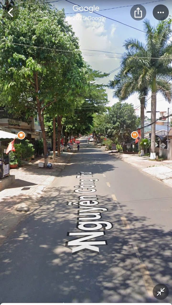 Bán gấp FrontHouse mặt tiền Nguyễn Công Trứ, Buôn Ma Thuột - Diện tích 171m², giá chỉ 13 tỷ!