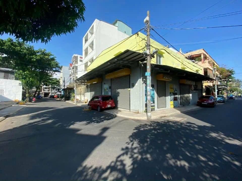 FrontHouse 2 mặt tiền Văn Cao, Phú Thạnh 204m² giá 23 tỷ - Kinh doanh sầm uất!