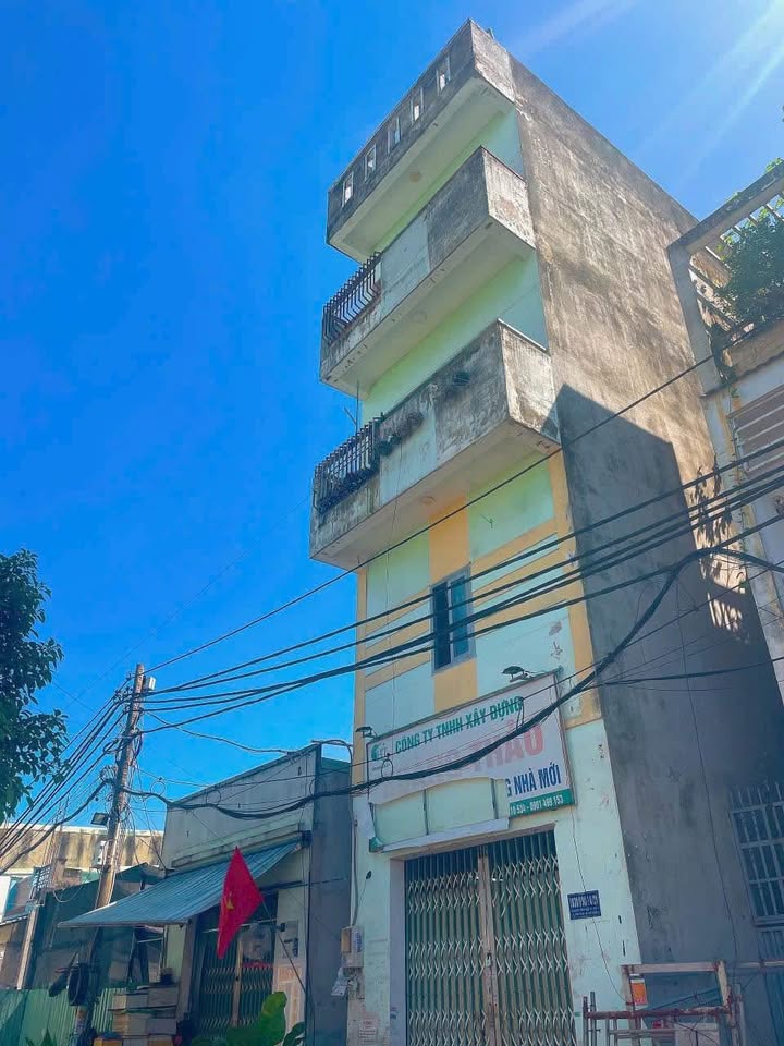 Nhà đúc 4 tấm Tỉnh Lộ 10, Bình Tân 86m² giá 5.4 tỷ - Đầu tư sinh lời cao!