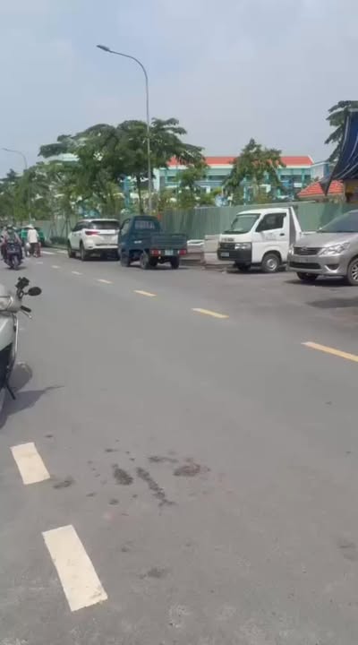 Căn hộ dịch vụ 5 tầng ngay Cách Mạng Tháng 8, 80m² chỉ 8 tỷ - Cơ hội đầu tư sinh lời!